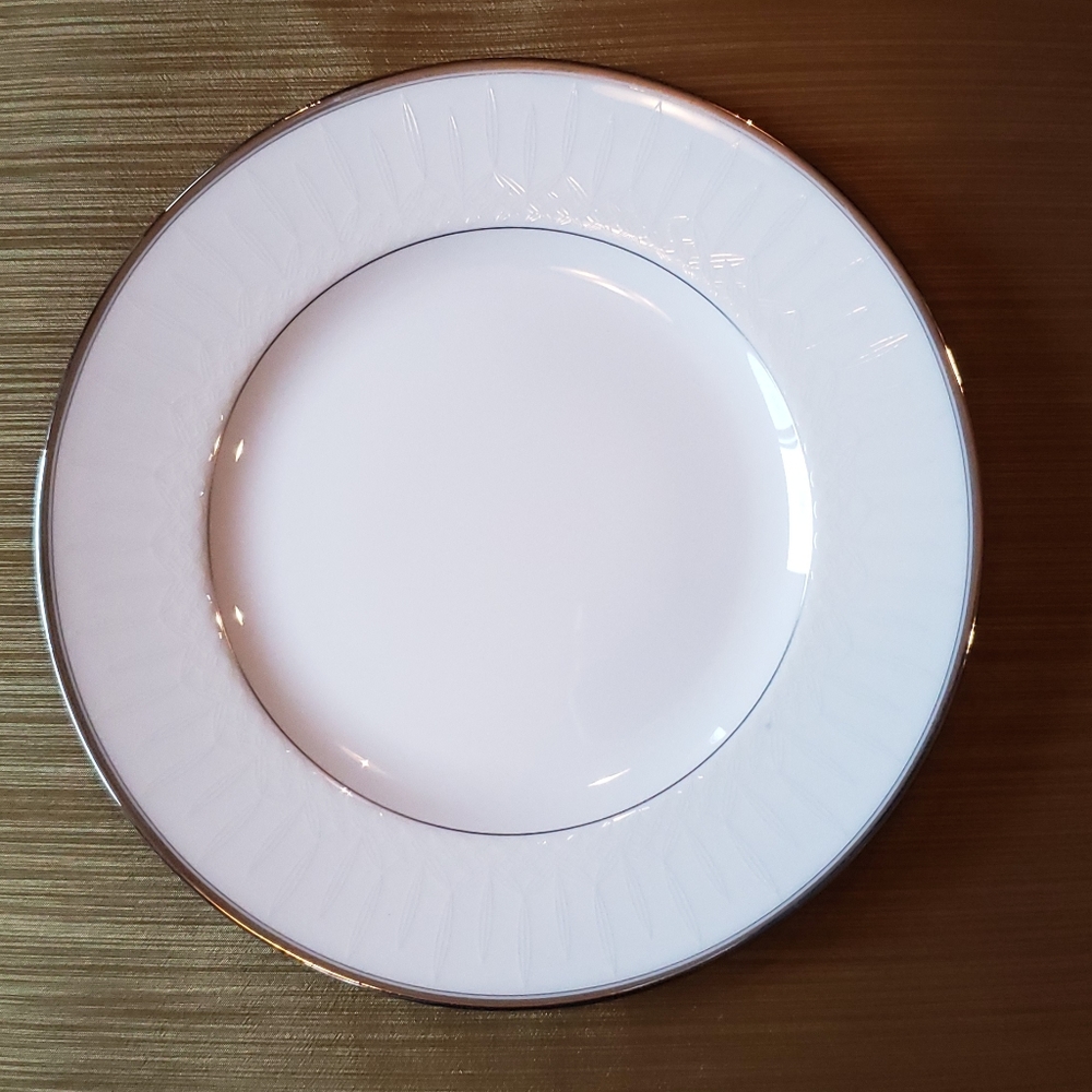 Vintage Waterford Lismore Platinum Salad/Dessert